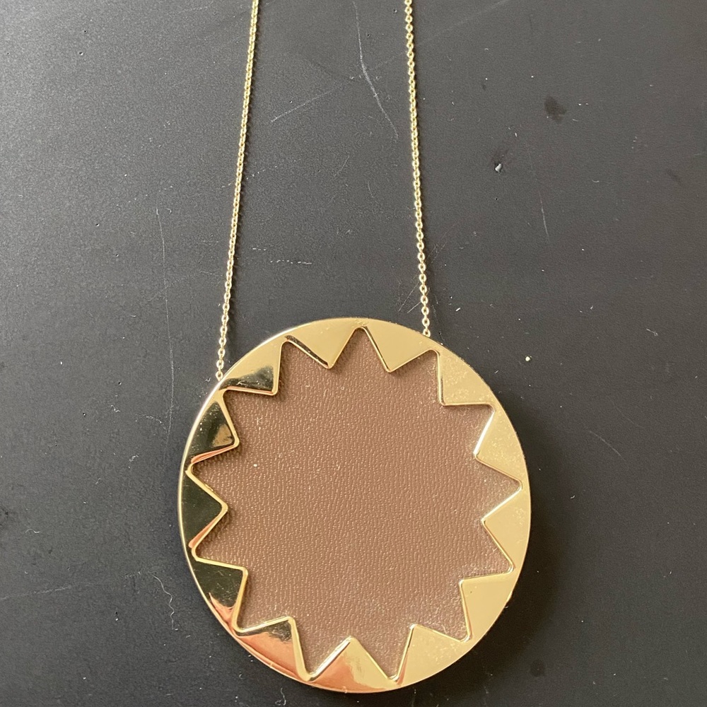 House of Harlow brown sunburst long necklace